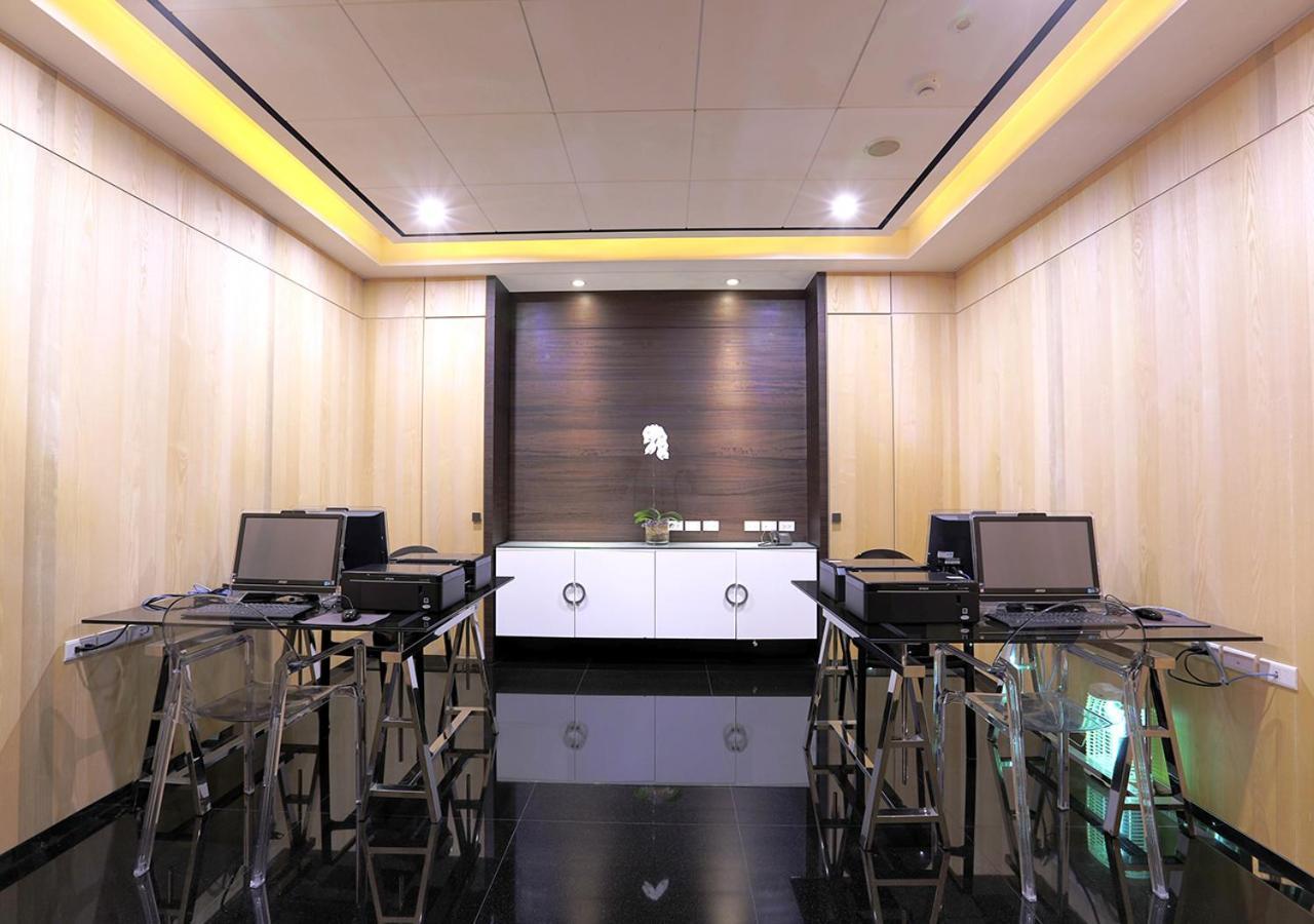 Royal Group Hotel Ho Yi Branch Гаосюн Экстерьер фото