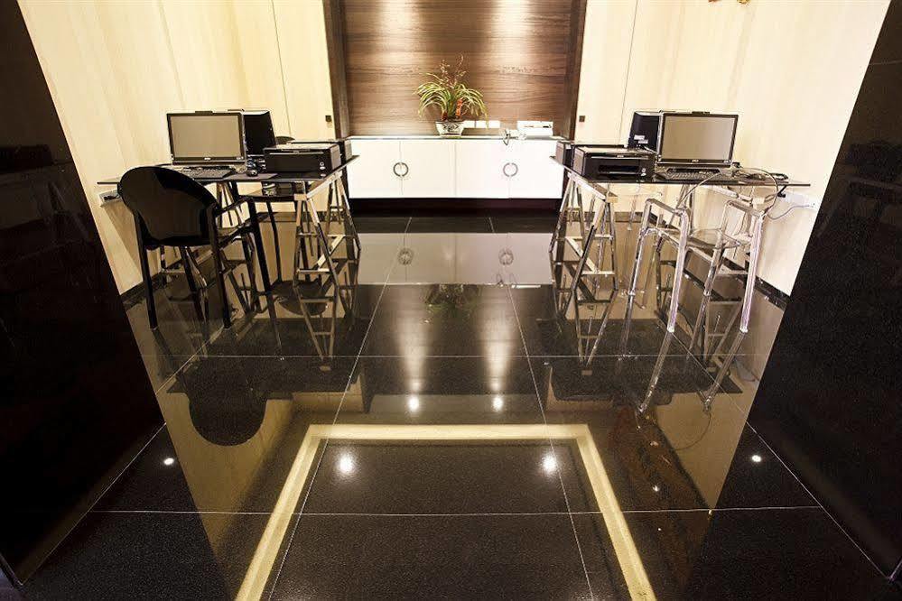 Royal Group Hotel Ho Yi Branch Гаосюн Экстерьер фото